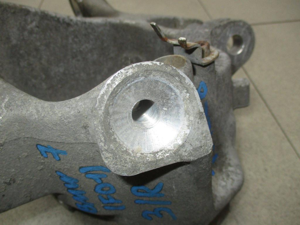 Кулак поворотный задний правый, 2500 рублей, Пермь