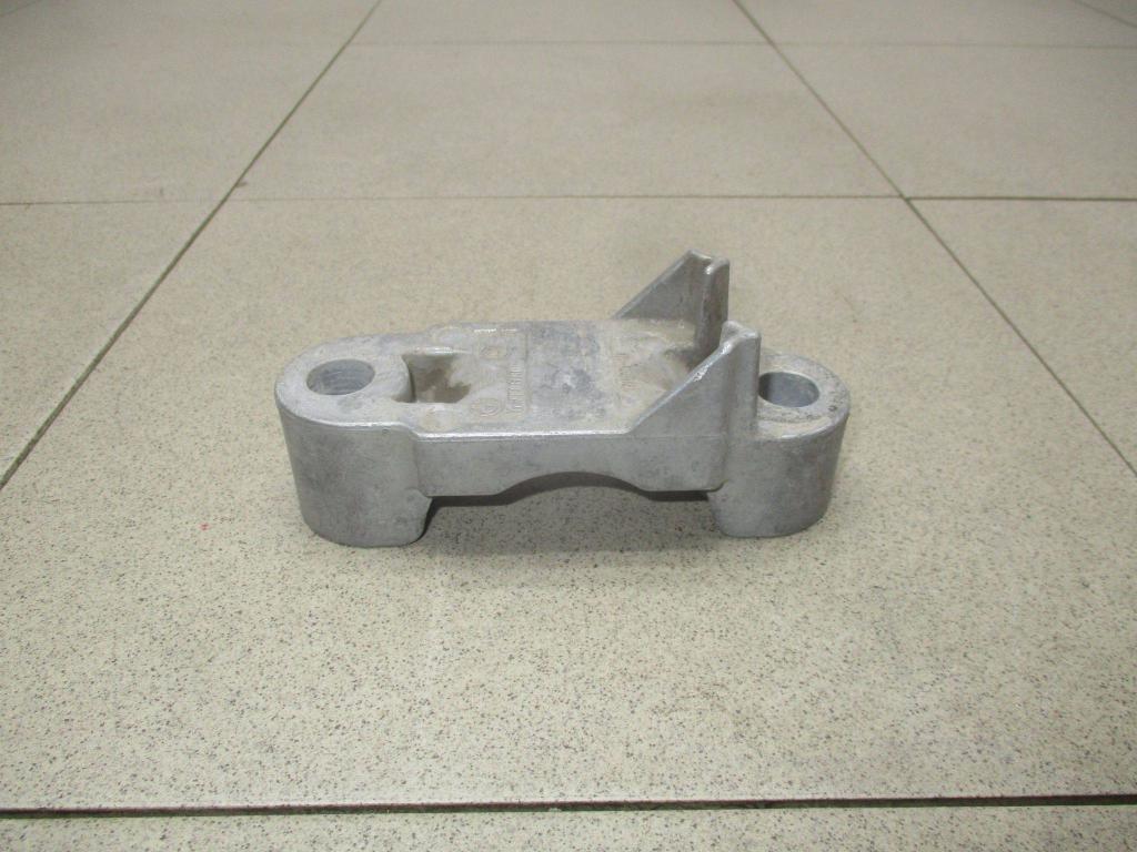 Кронштейн крепления переднего стабилизатора, 500 рублей, Пермь