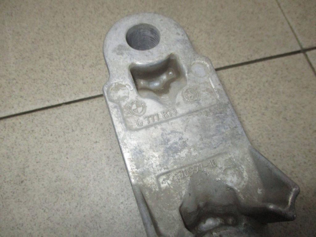 Кронштейн крепления переднего стабилизатора, 500 рублей, Пермь