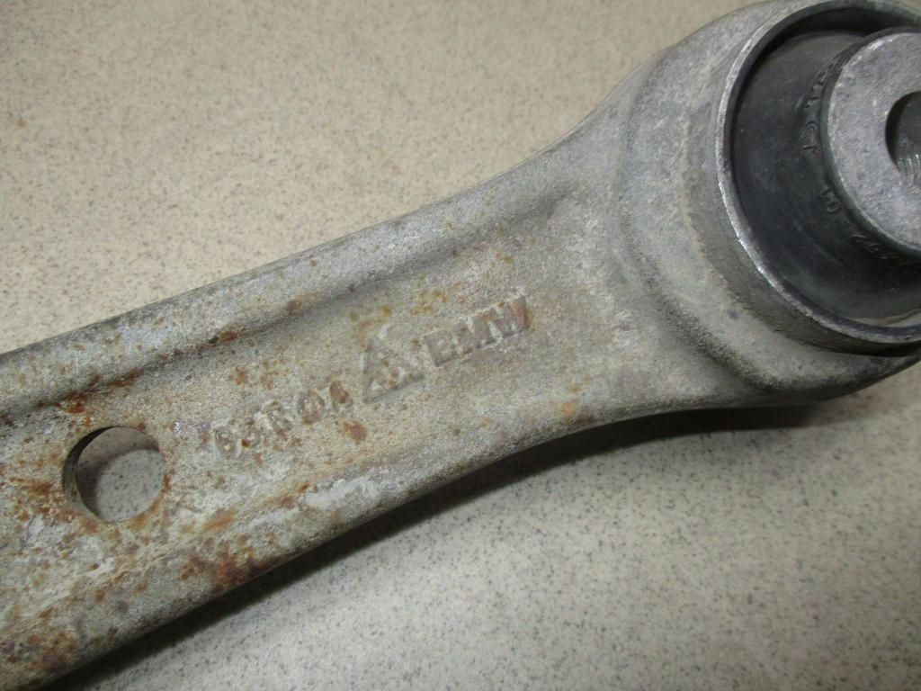 Рычаг передний нижний правый задний, 3000 рублей, Пермь