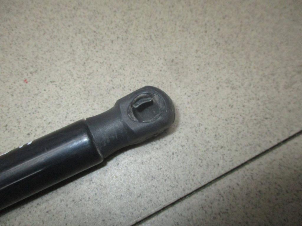 Амортизатор капота, 1000 рублей, Пермь