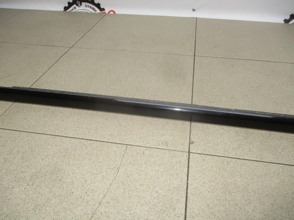 Накладка стекла заднего правого, 2000 рублей, Пермь