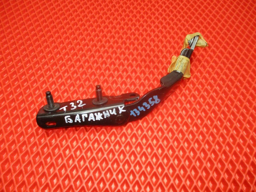 Петля двери багажника, 3000 рублей, Пермь