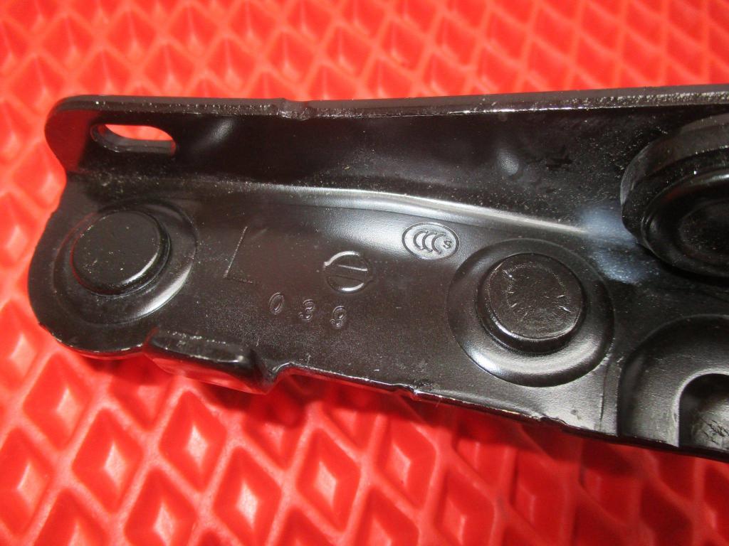 Петля двери багажника, 3000 рублей, Пермь