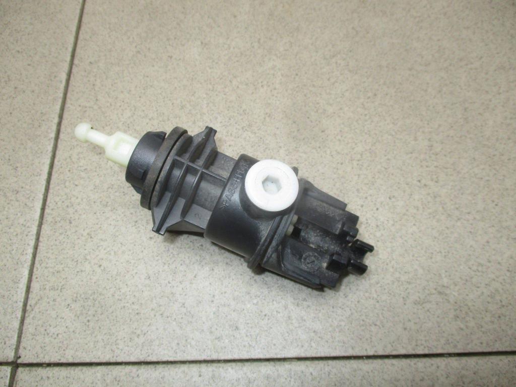 Моторчик корректора фары, 500 рублей, Пермь