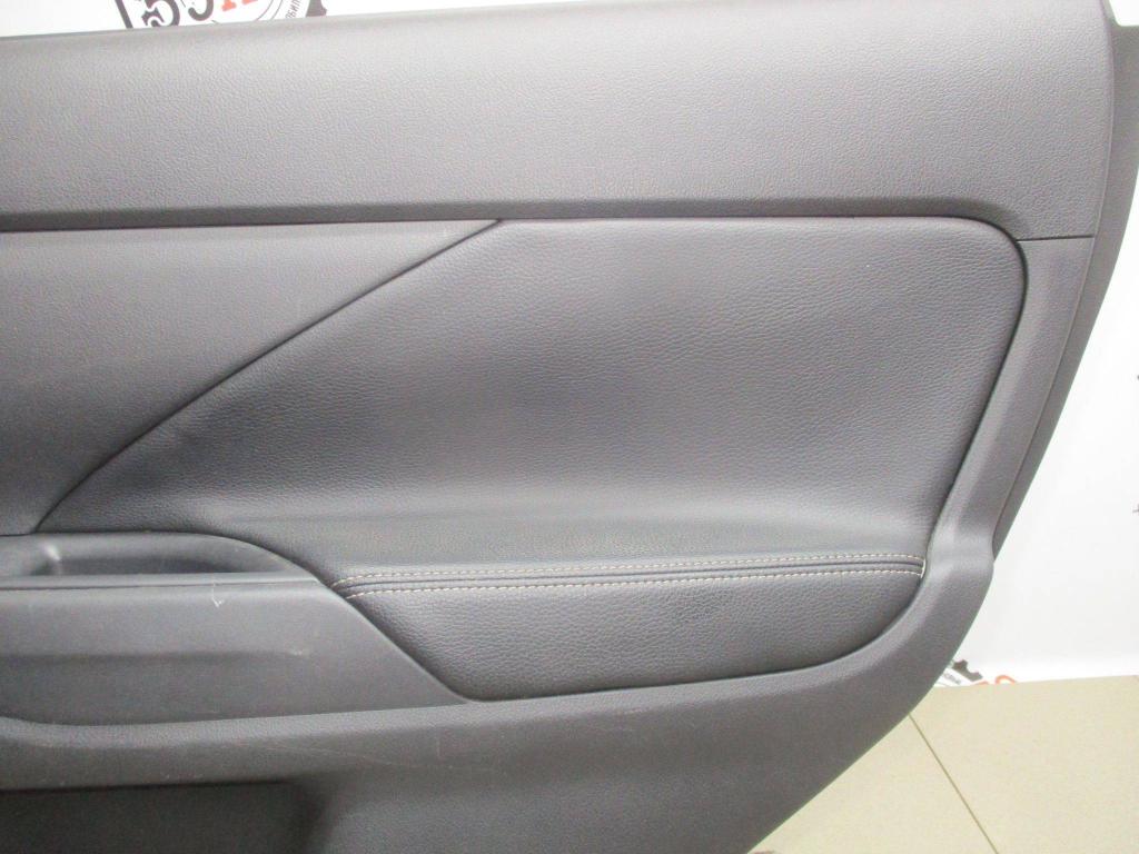 Обшивка двери задней правой, 4000 рублей, Пермь