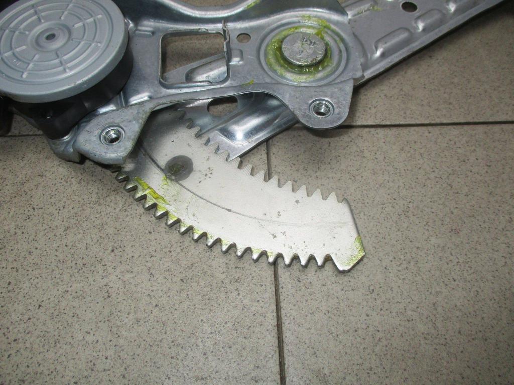 Стеклоподъемник задний правый, 2500 рублей, Пермь