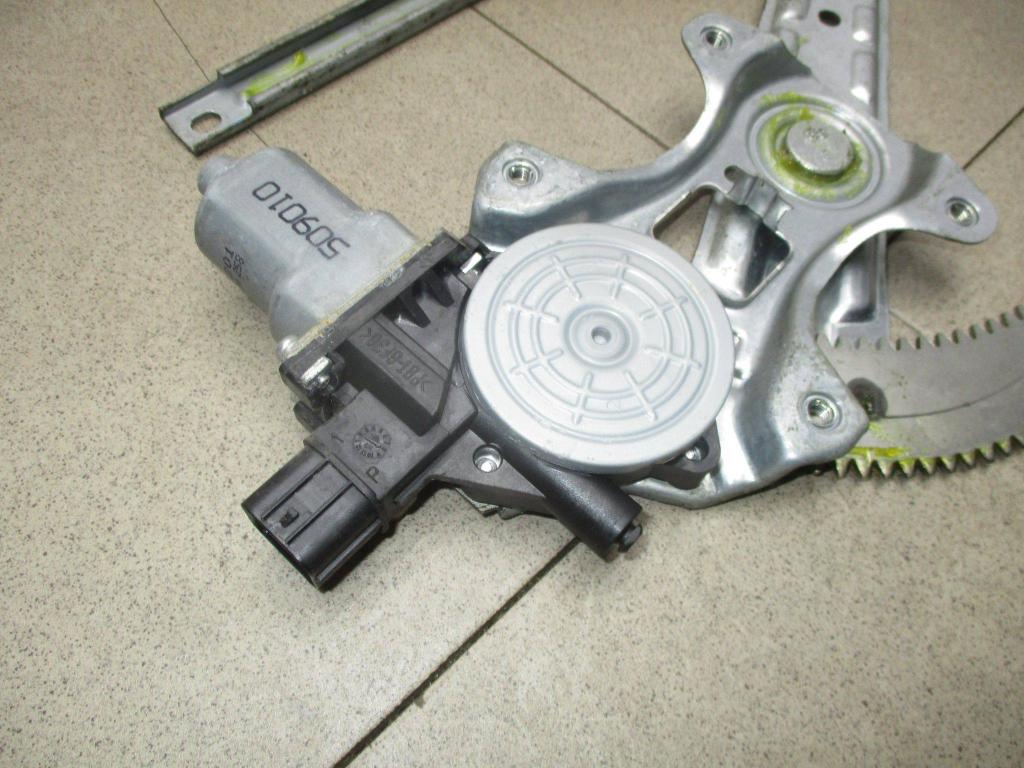 Стеклоподъемник задний правый, 2500 рублей, Пермь