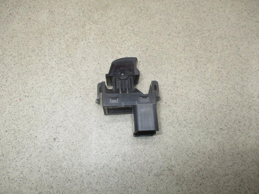 Кнопка стеклоподъемника, 700 рублей, Пермь