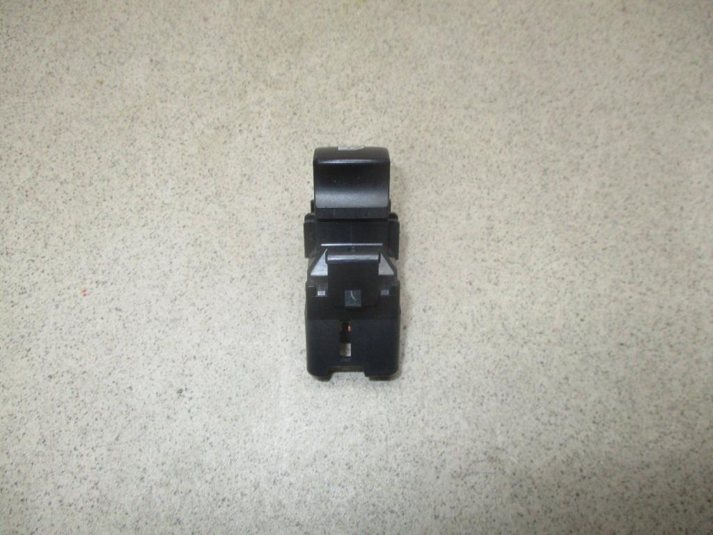 Кнопка стеклоподъемника, 700 рублей, Пермь