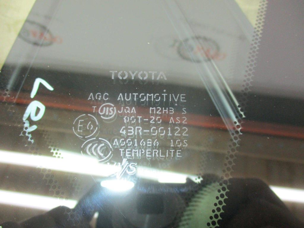 Стекло кузовное глухое правое, 5000 рублей, Пермь