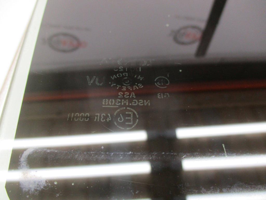 Стекло двери задней правой, 1500 рублей, Пермь