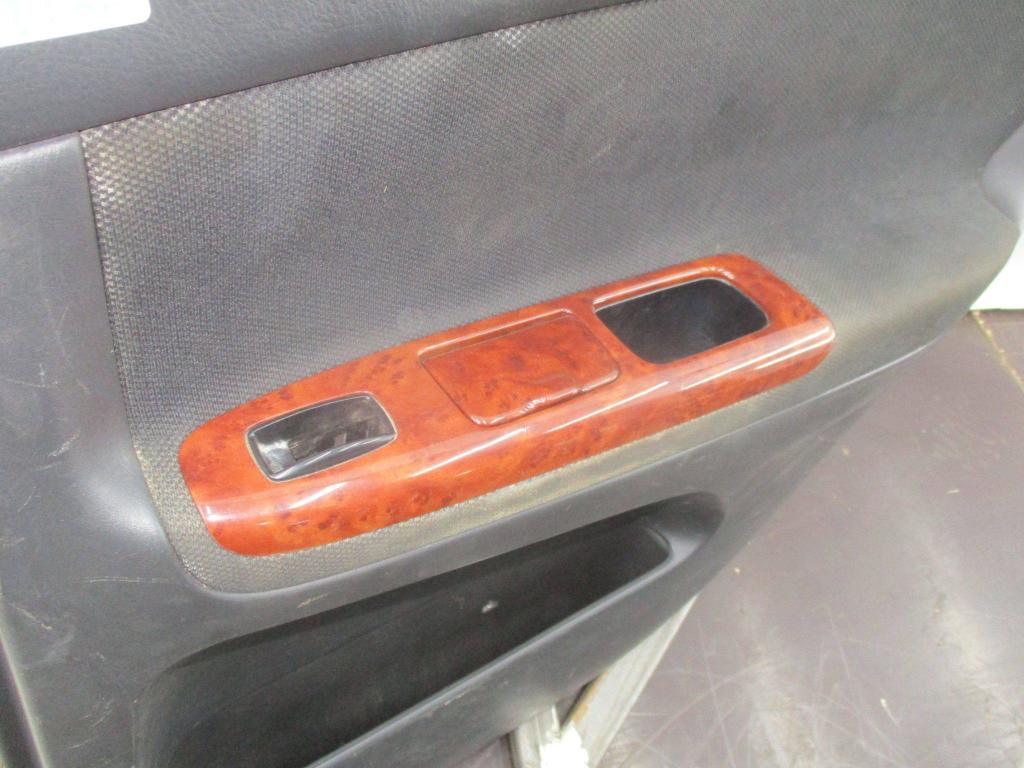 Обшивка двери задней правой, 1000 рублей, Пермь