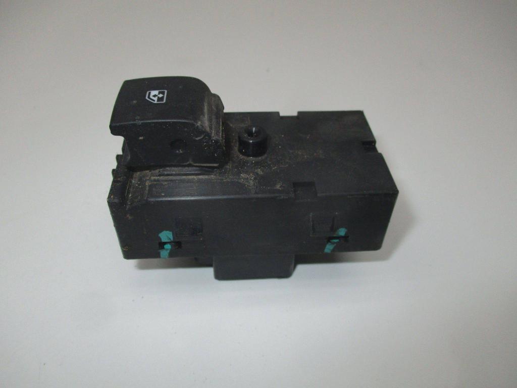 Кнопка стеклоподъемника, 500 рублей, Пермь