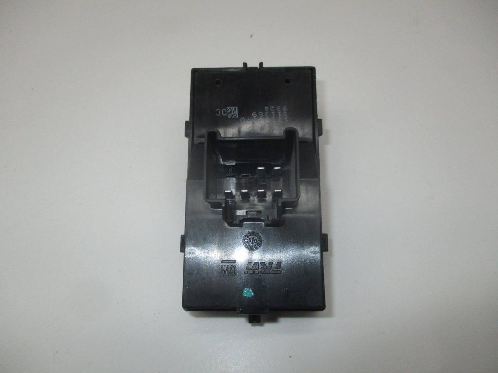 Кнопка стеклоподъемника, 500 рублей, Пермь