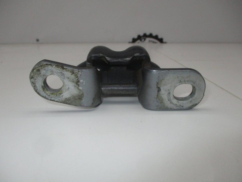 Петля двери задней левой верхняя, 500 рублей, Пермь