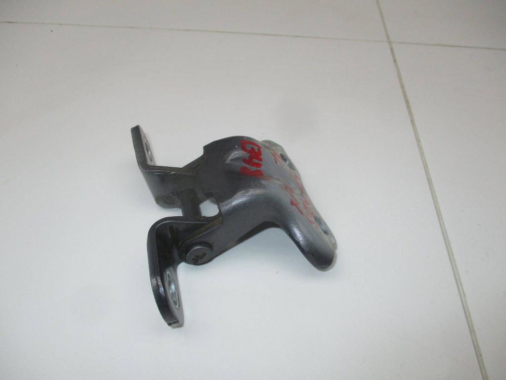 Петля двери задней левой верхняя, 500 рублей, Пермь