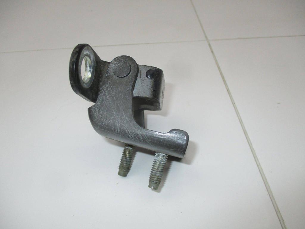 Петля двери задней правой верхняя, 700 рублей, Пермь