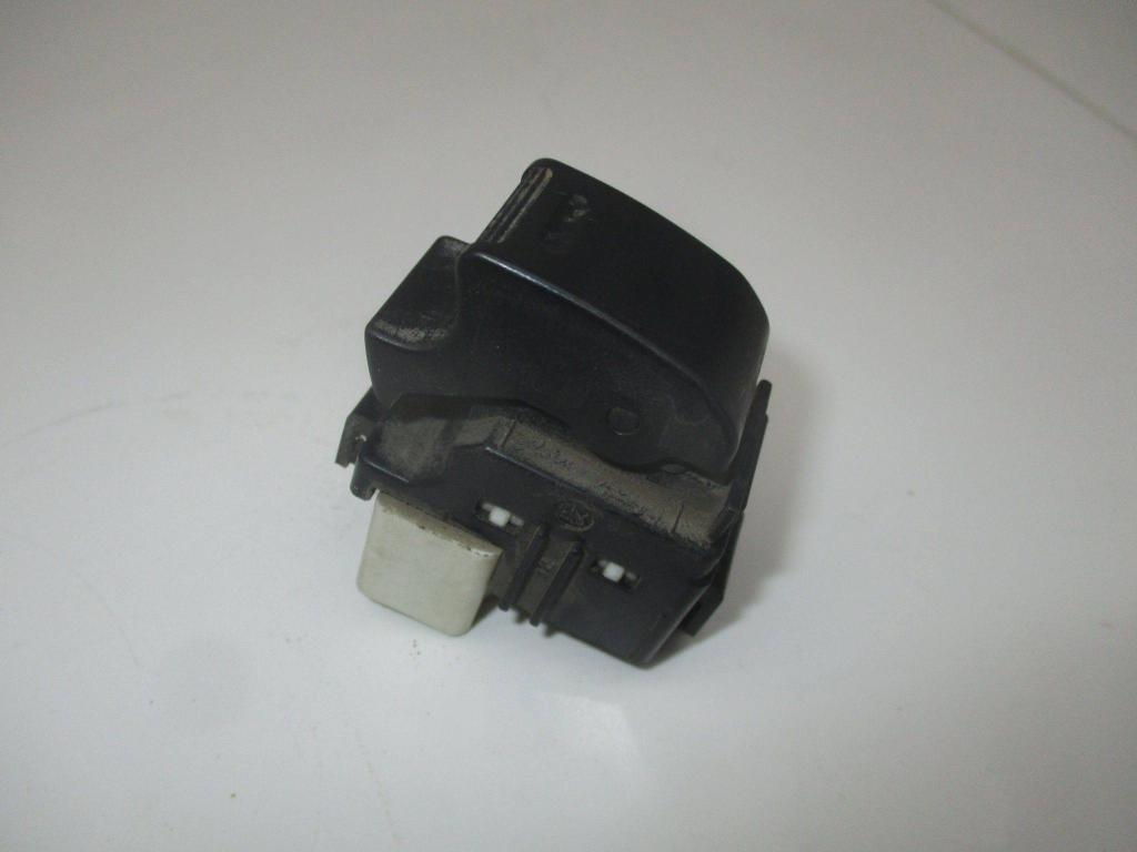 Кнопка стеклоподъемника, 500 рублей, Пермь