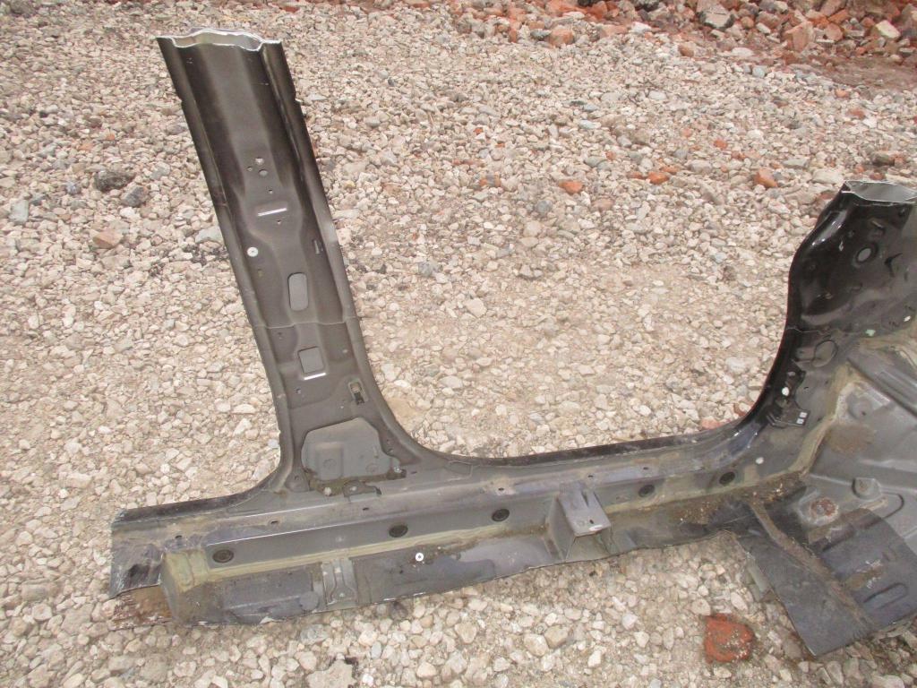 Порог со стойкой левый, 9000 рублей, Пермь