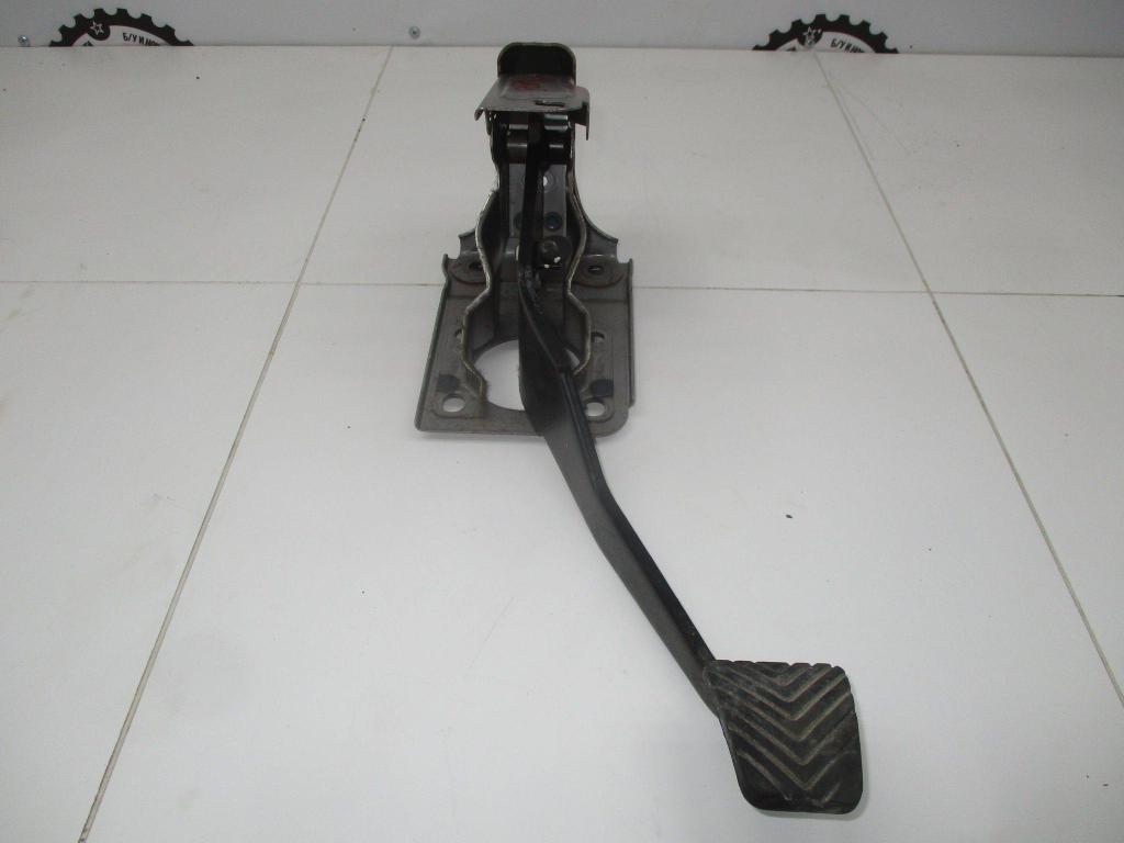 Педаль тормоза, 500 рублей, Пермь