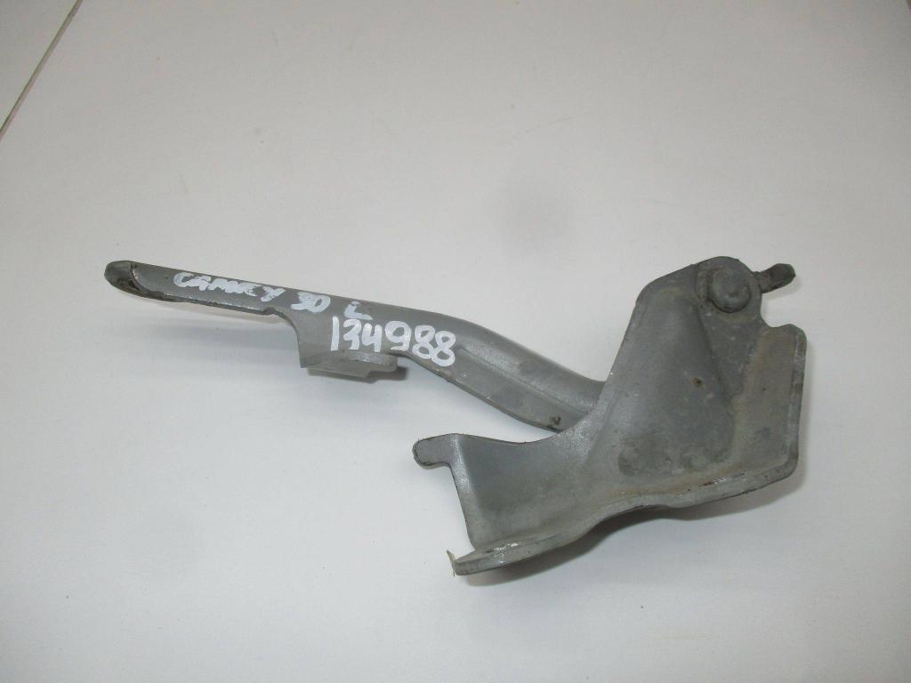 Петля капота левая, 1000 рублей, Пермь