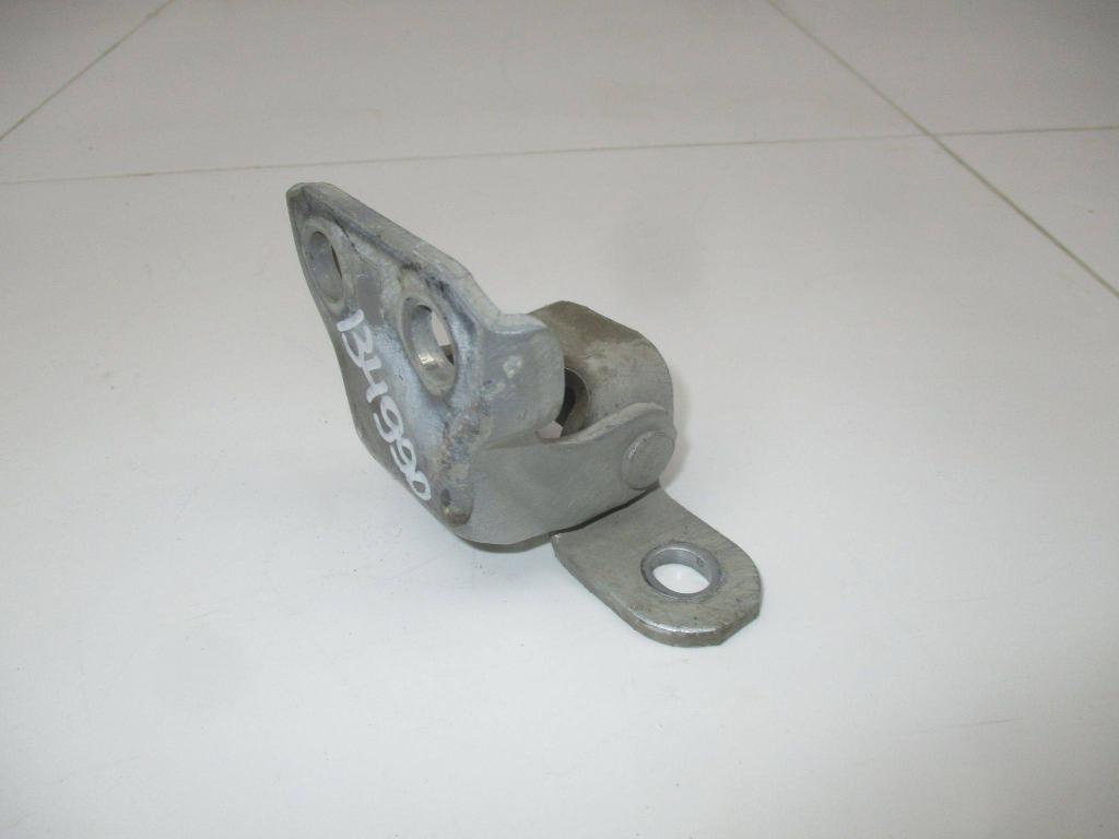 Петля двери передней правой нижняя, 500 рублей, Пермь