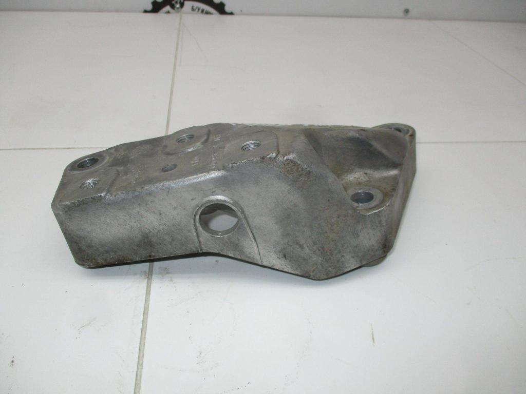 Кронштейн КПП левый, 1000 рублей, Пермь