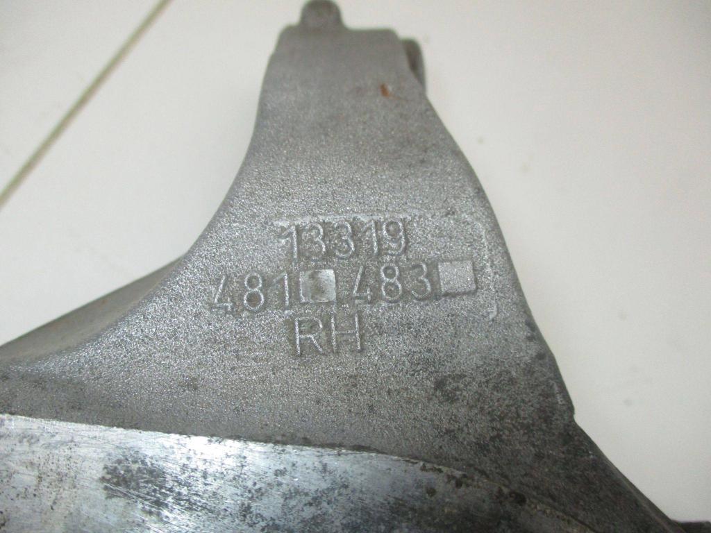 Кулак поворотный передний правый, 2000 рублей, Пермь