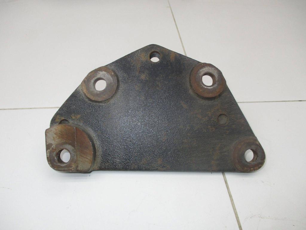 Кронштейн КПП, 1000 рублей, Пермь