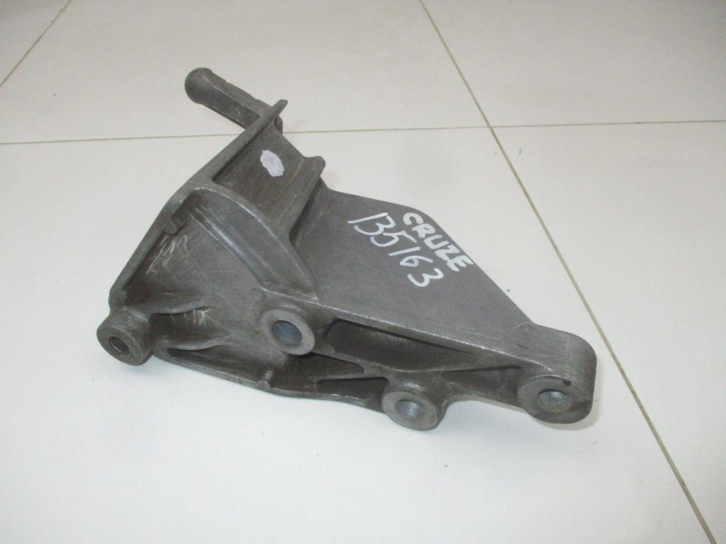 Кронштейн опоры двигателя, 1000 рублей, Пермь