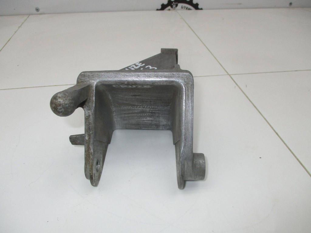 Кронштейн опоры двигателя, 1000 рублей, Пермь