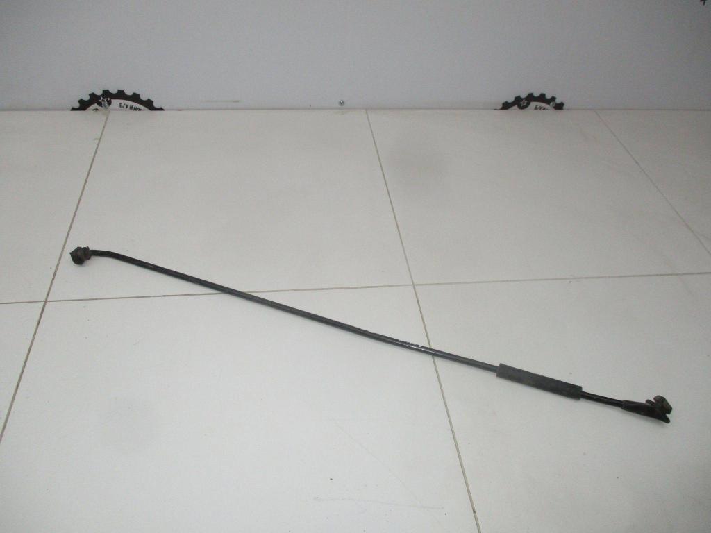 Держатель капота, 500 рублей, Пермь