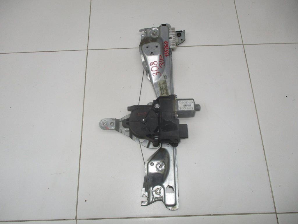 Стеклоподъемник задний правый, 1000 рублей, Пермь