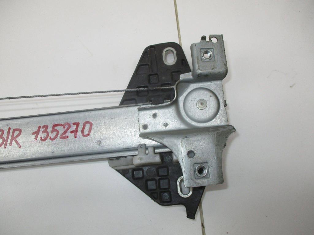 Стеклоподъемник задний правый, 1000 рублей, Пермь