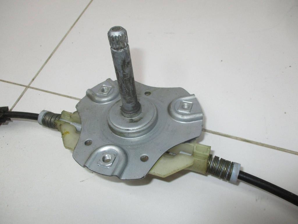 Стеклоподъемник механический задний левый, 500 рублей, Пермь