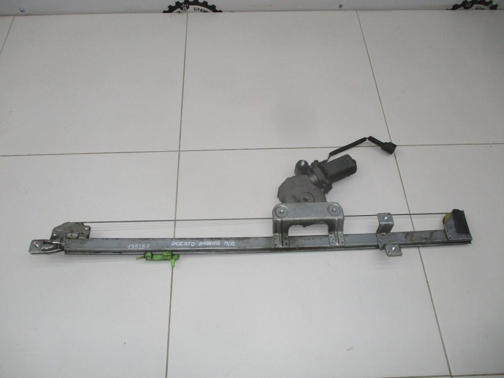 Стеклоподъемник передний правый, 4000 рублей, Пермь