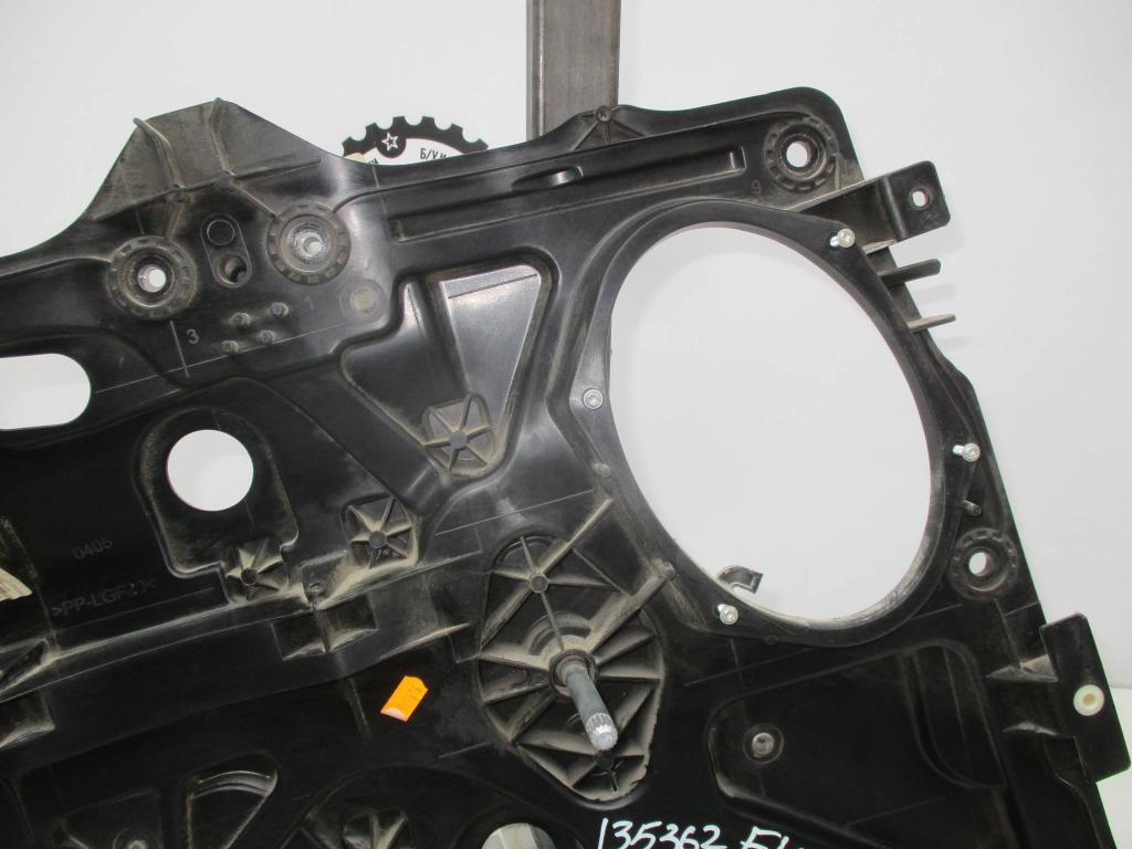 Стеклоподъемник механический задний левый, 650 рублей, Пермь