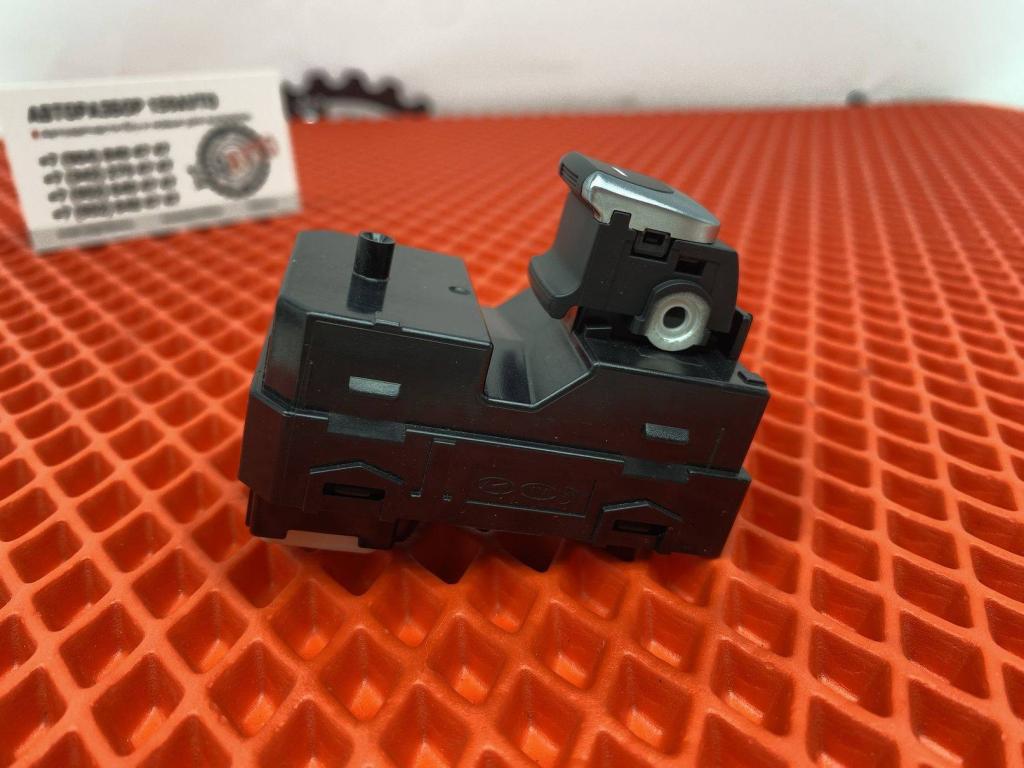 Кнопка стеклоподъемника, 1000 рублей, Пермь