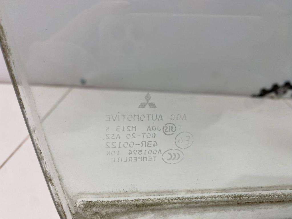 Стекло двери задней правой, 1000 рублей, Пермь