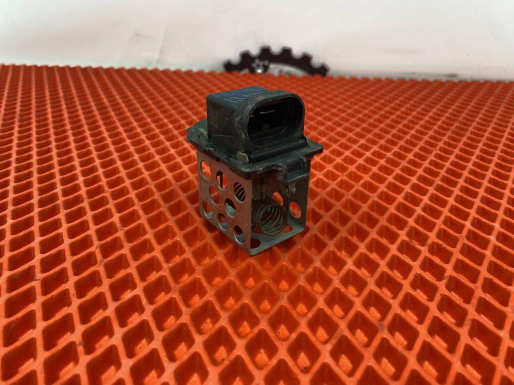 Резистор вентилятора радиатора, 1000 рублей, Пермь