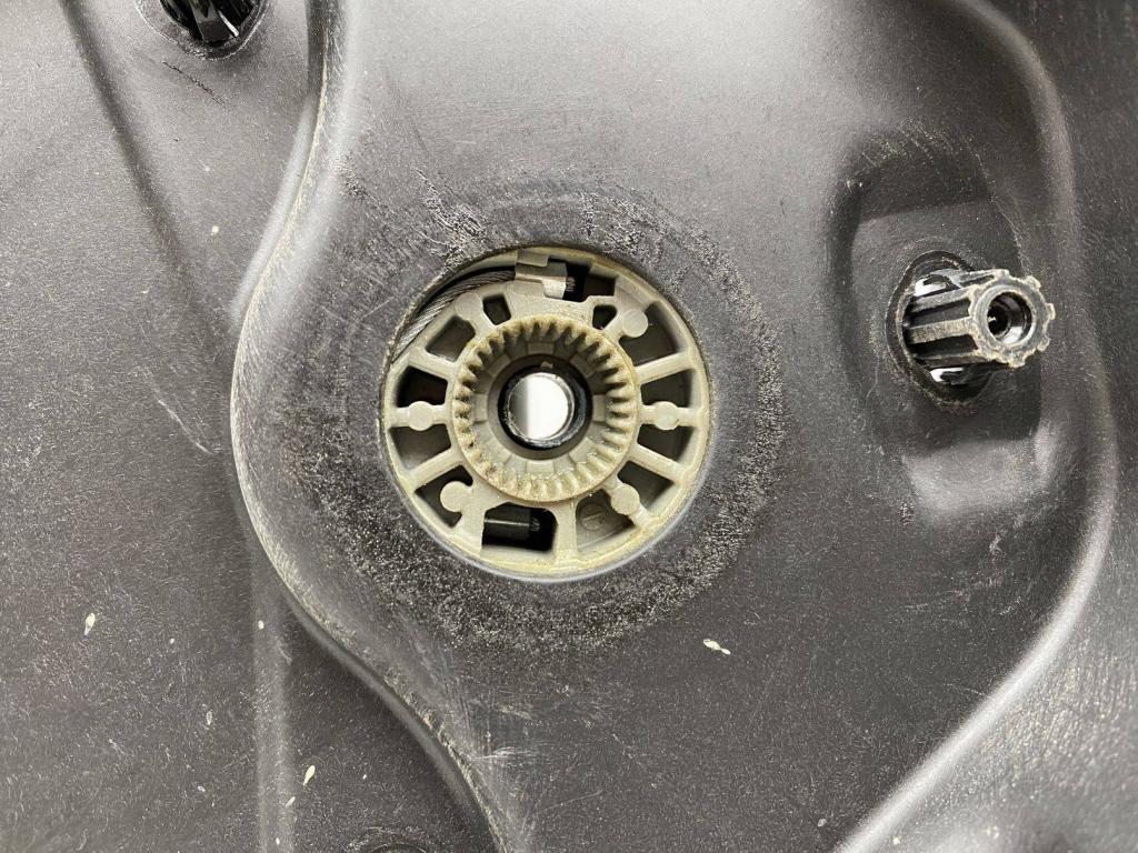 Стеклоподъемник задний левый, 2500 рублей, Пермь