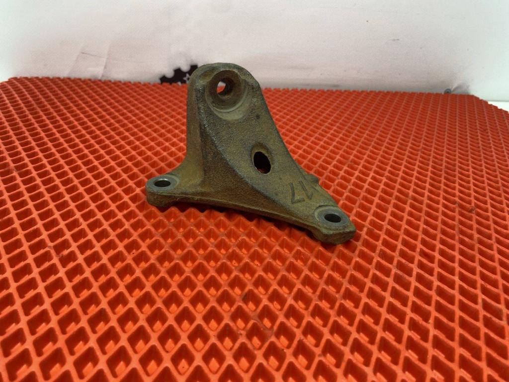 Кронштейн двигателя, 1200 рублей, Пермь