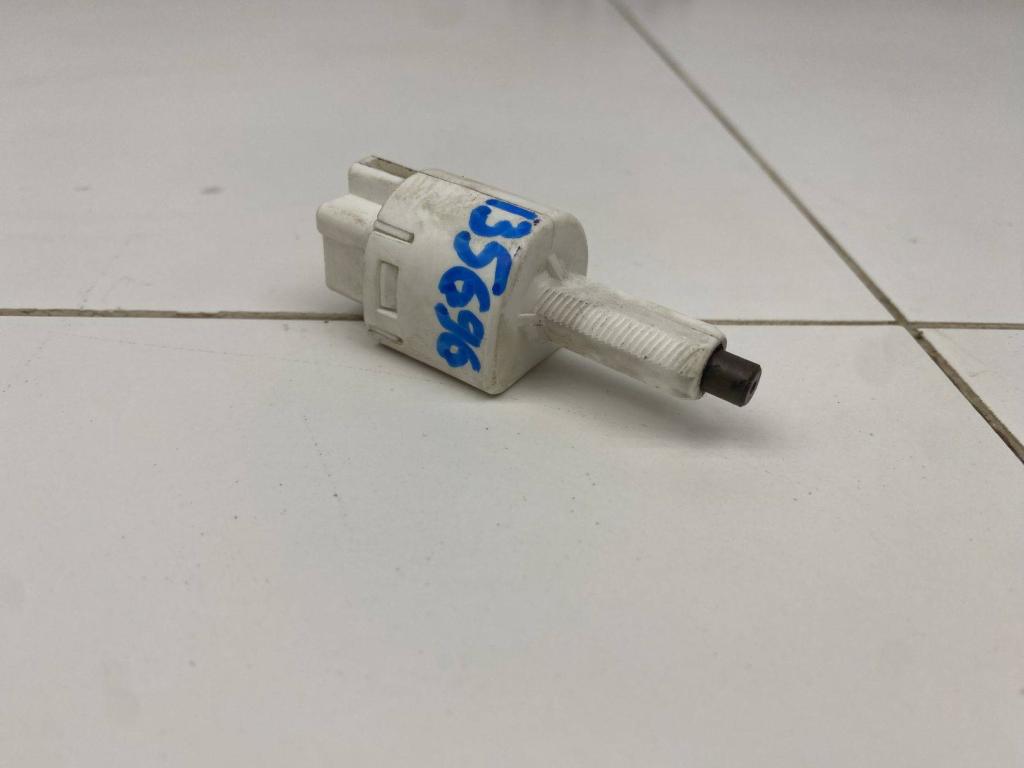 Датчик включения стопсигнала, 500 рублей, Пермь