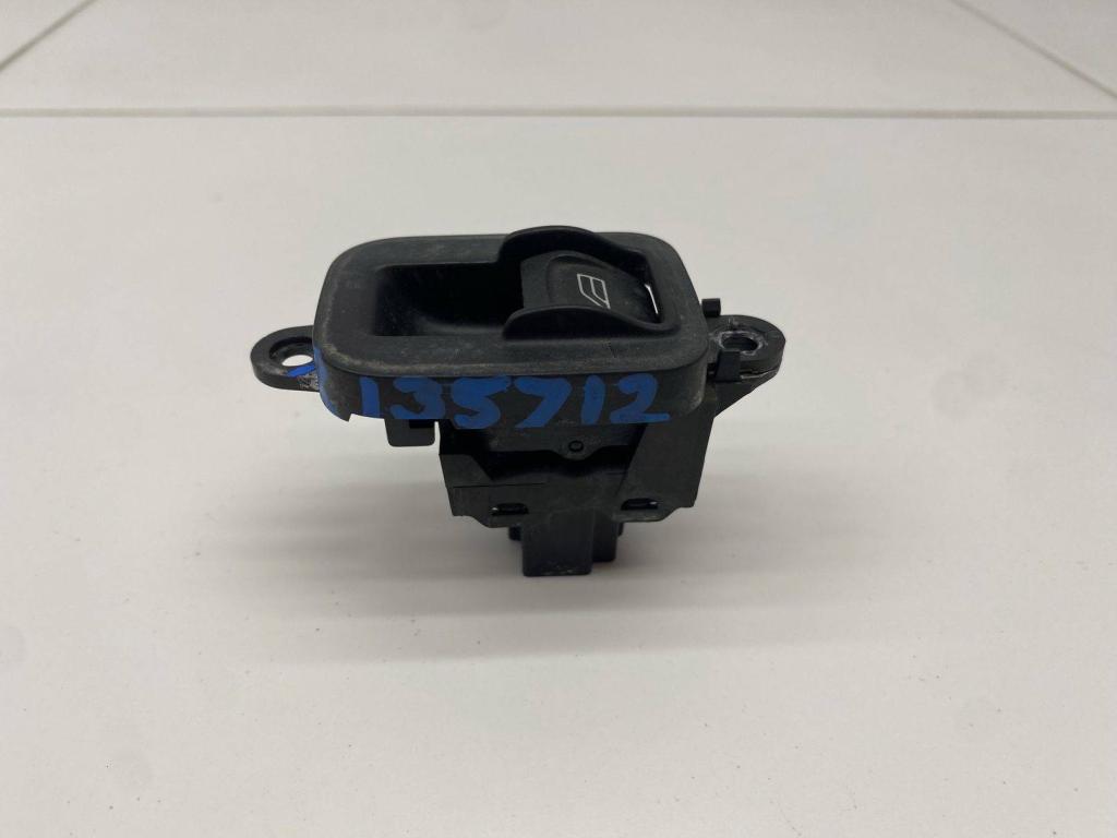 Кнопка стеклоподъемника, 500 рублей, Пермь