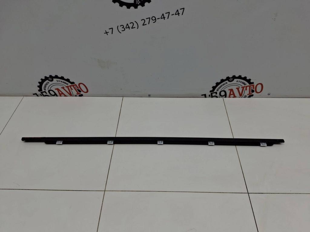 Накладка стекла переднего правого, 4000 рублей, Пермь