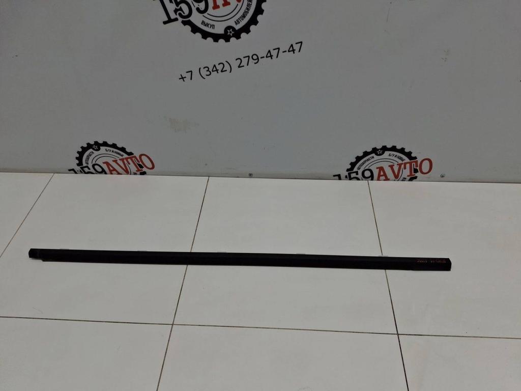 Накладка стекла переднего правого, 4000 рублей, Пермь