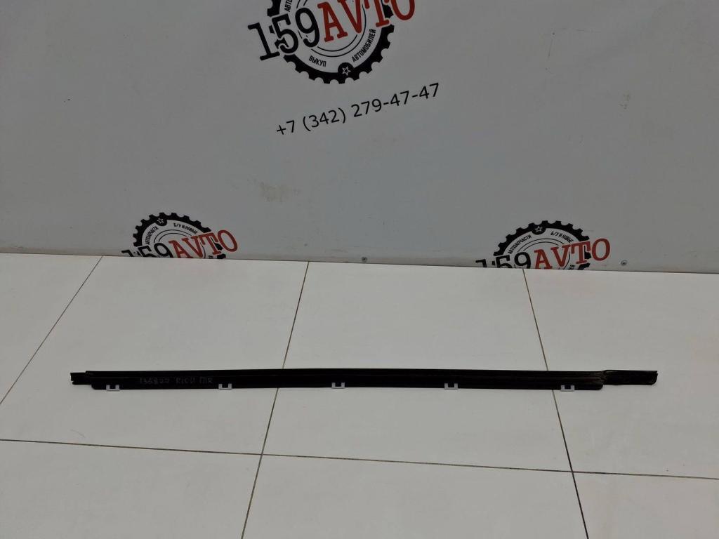 Накладка стекла переднего правого, 4000 рублей, Пермь