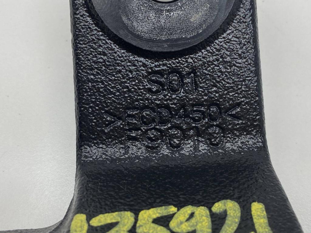 Кронштейн опоры двигателя, 4000 рублей, Пермь