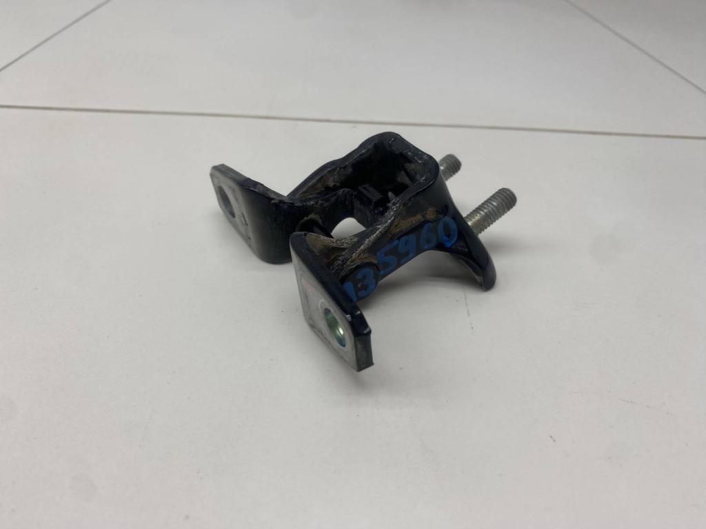 Петля двери задней правой верхняя, 500 рублей, Пермь